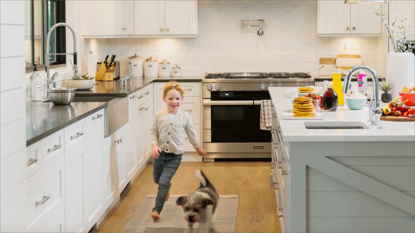 kitchen scene from Team Clarke photoshoot